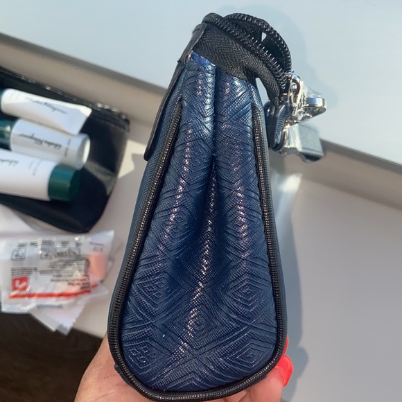 Salvatore Ferragamo x Eva Air Pouch Toiletry Bag - Picture 12 of 15